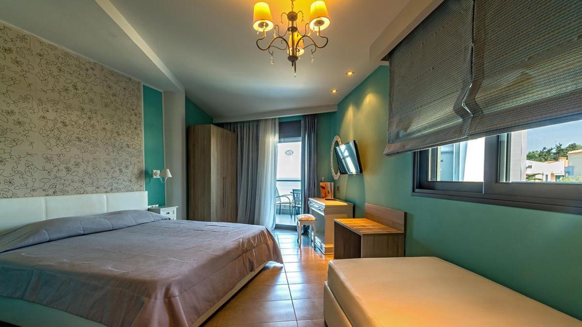 Tridente Mare Apart Hotel Pefkochori Esterno foto