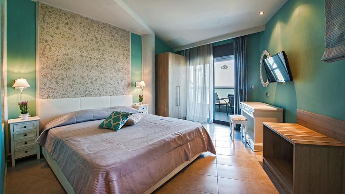 Tridente Mare Apart Hotel Pefkochori Esterno foto
