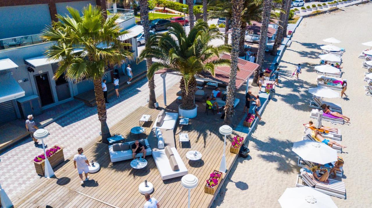 Tridente Mare Apart Hotel Pefkochori Esterno foto