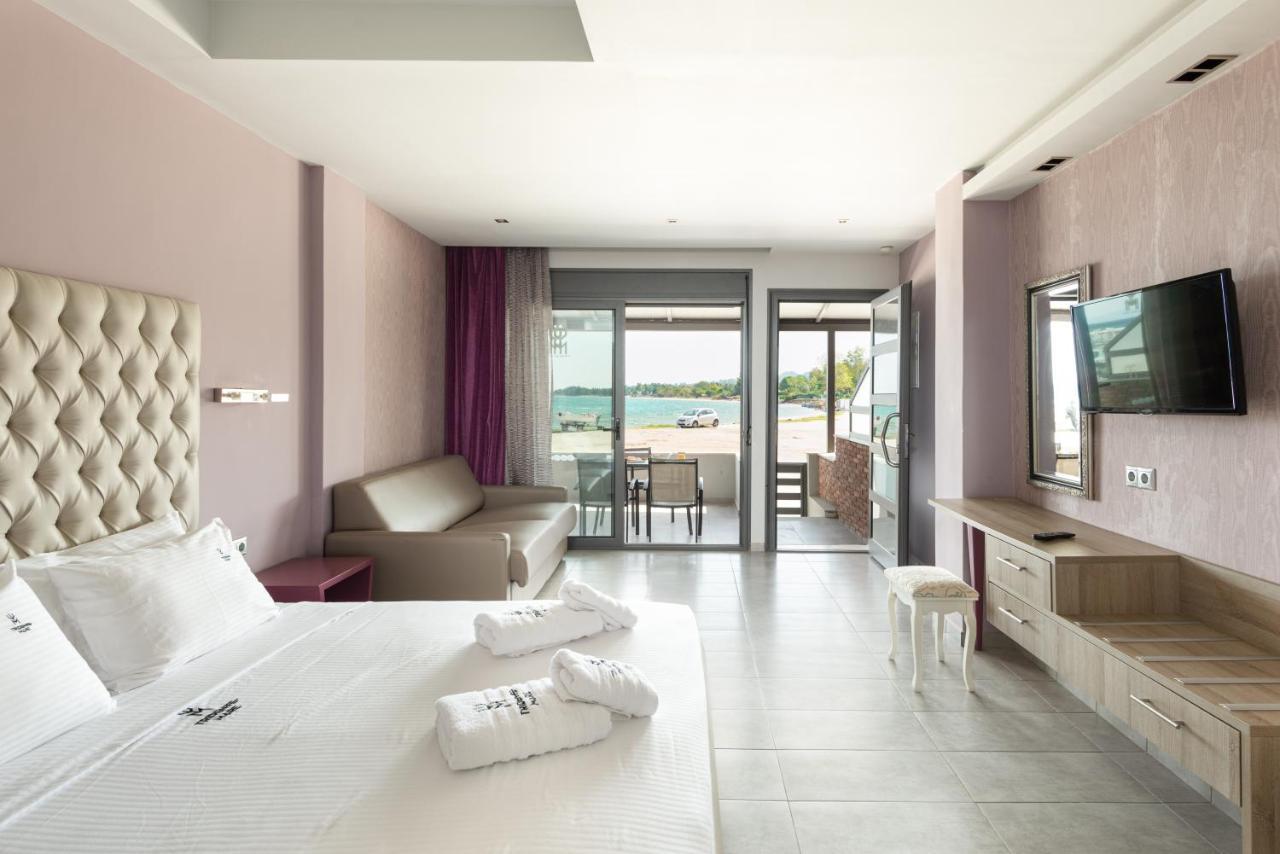 Tridente Mare Apart Hotel Pefkochori Esterno foto